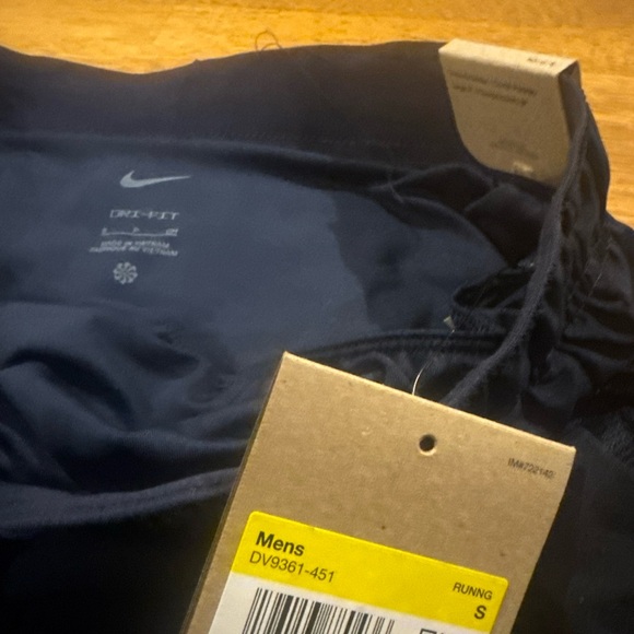 Nike Mens Dri Fit Challenger Running Shorts Small Navy Lined DV9361 451 New Tags - Picture 5 of 10